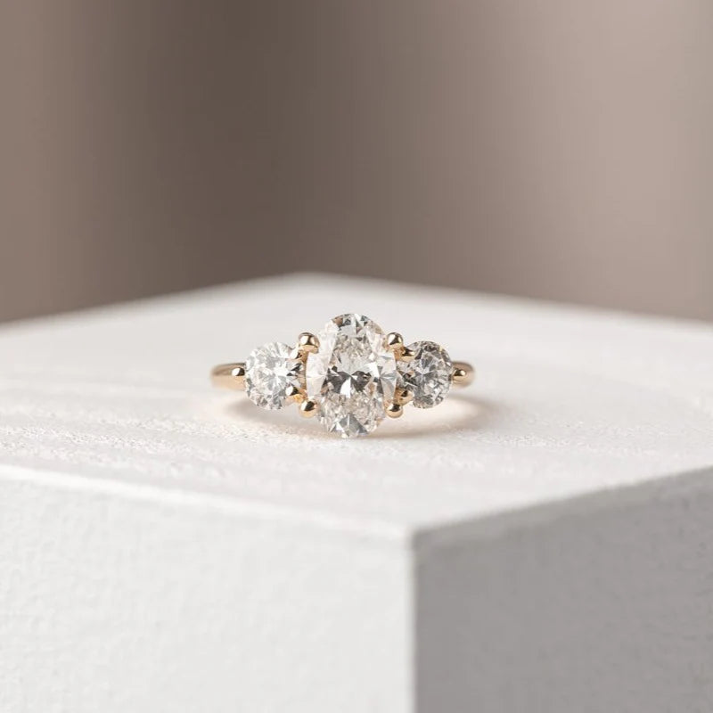 2ct oval diamond ring
