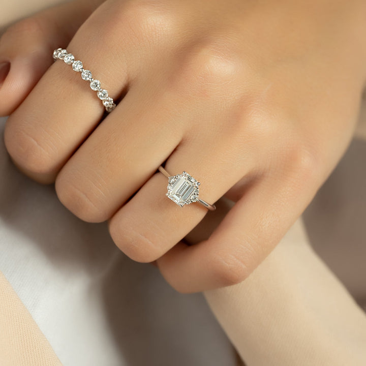 1-50-ct-emerald-f-vs1-cvd-diamond-cluster-engagement-ring