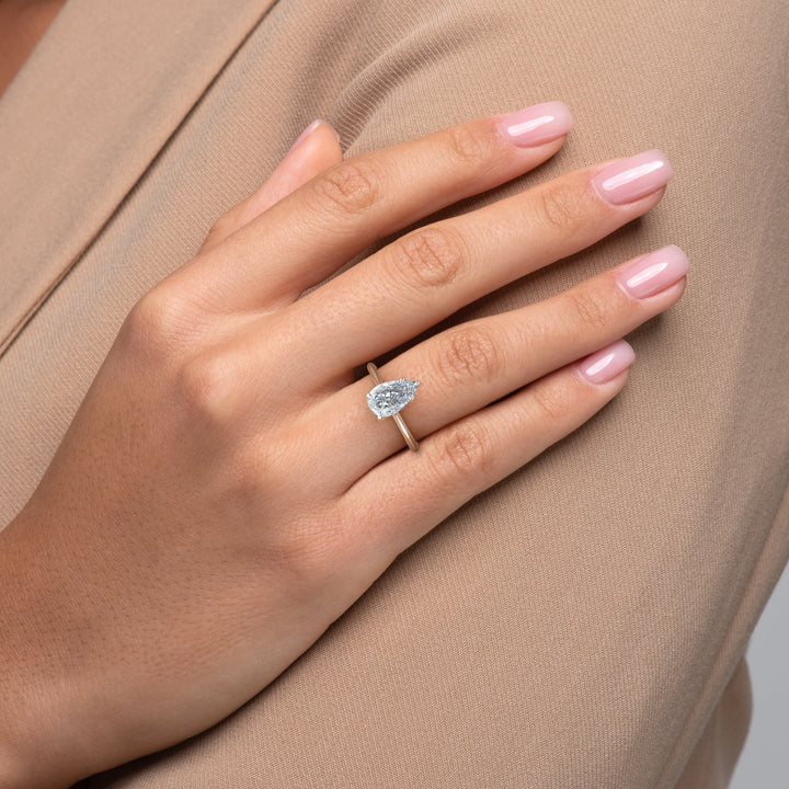 pear-f-vs1-cvd-diamond-solitaire-engagement-ring