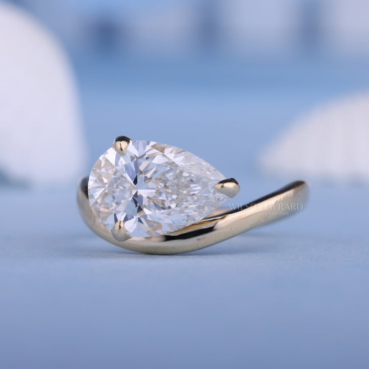 2.50CT Pear E/VS1 CVD Diamond Unique Curved East West Engagement Ring