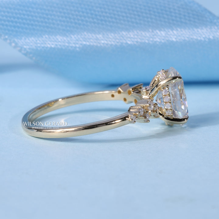 2.0CT Oval E/VS1 Lab Grown Diamond  Hidden Halo Cluster Engagement Ring