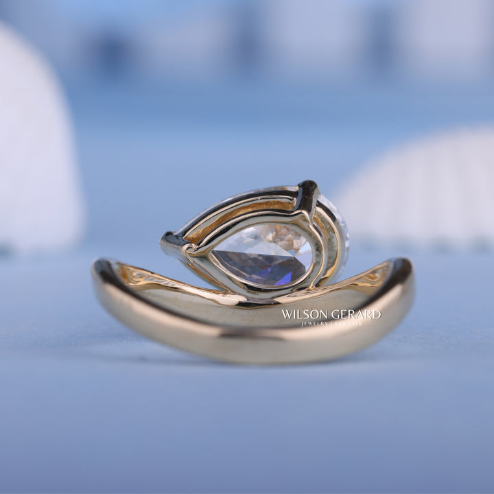 2.50CT Pear E/VS1 CVD Diamond Unique Curved East West Engagement Ring