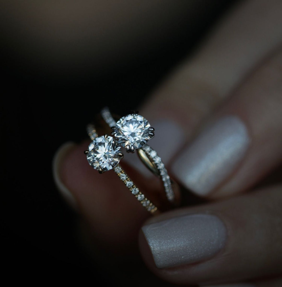 round-solitaire-cvd-e-vs1-diamond-engagement-ring-2