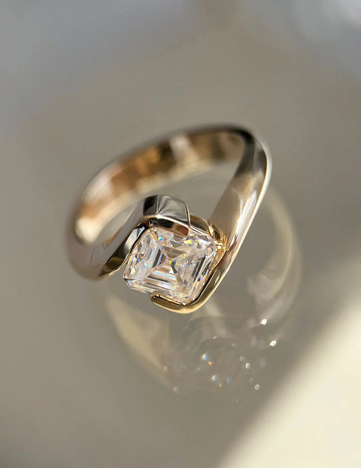 1.0CT-2.0CT Asscher E/VS CVD Diamond Tension Style Unique Engagement Ring With Matching Classic Curved Band