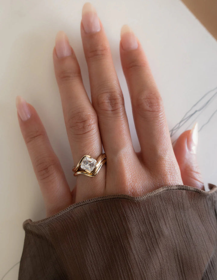 1.0CT-2.0CT Asscher E/VS CVD Diamond Tension Style Unique Engagement Ring With Matching Classic Curved Band