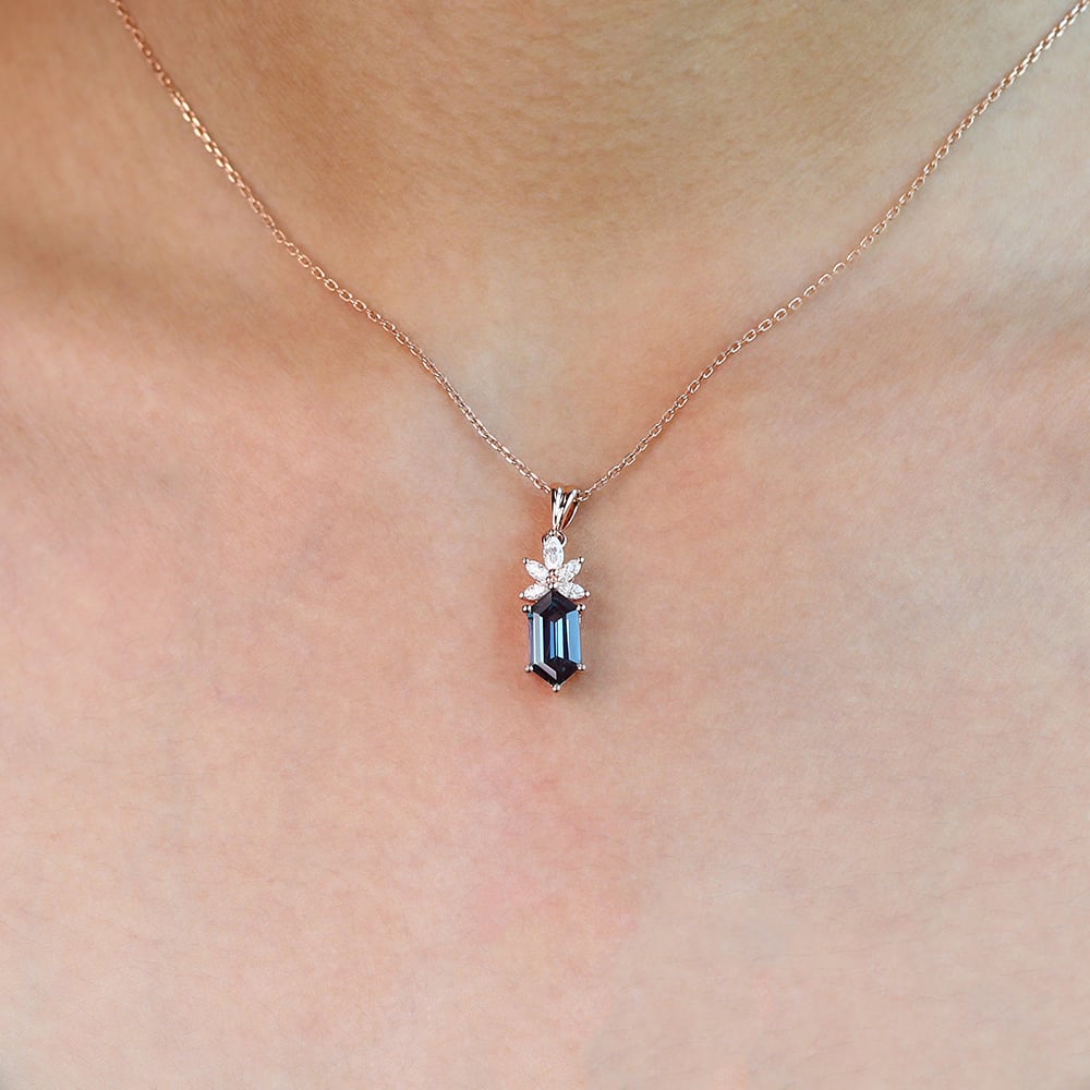 Elongated Hexagon Cut Cluster Lab Grown Diamond Necklace Designs