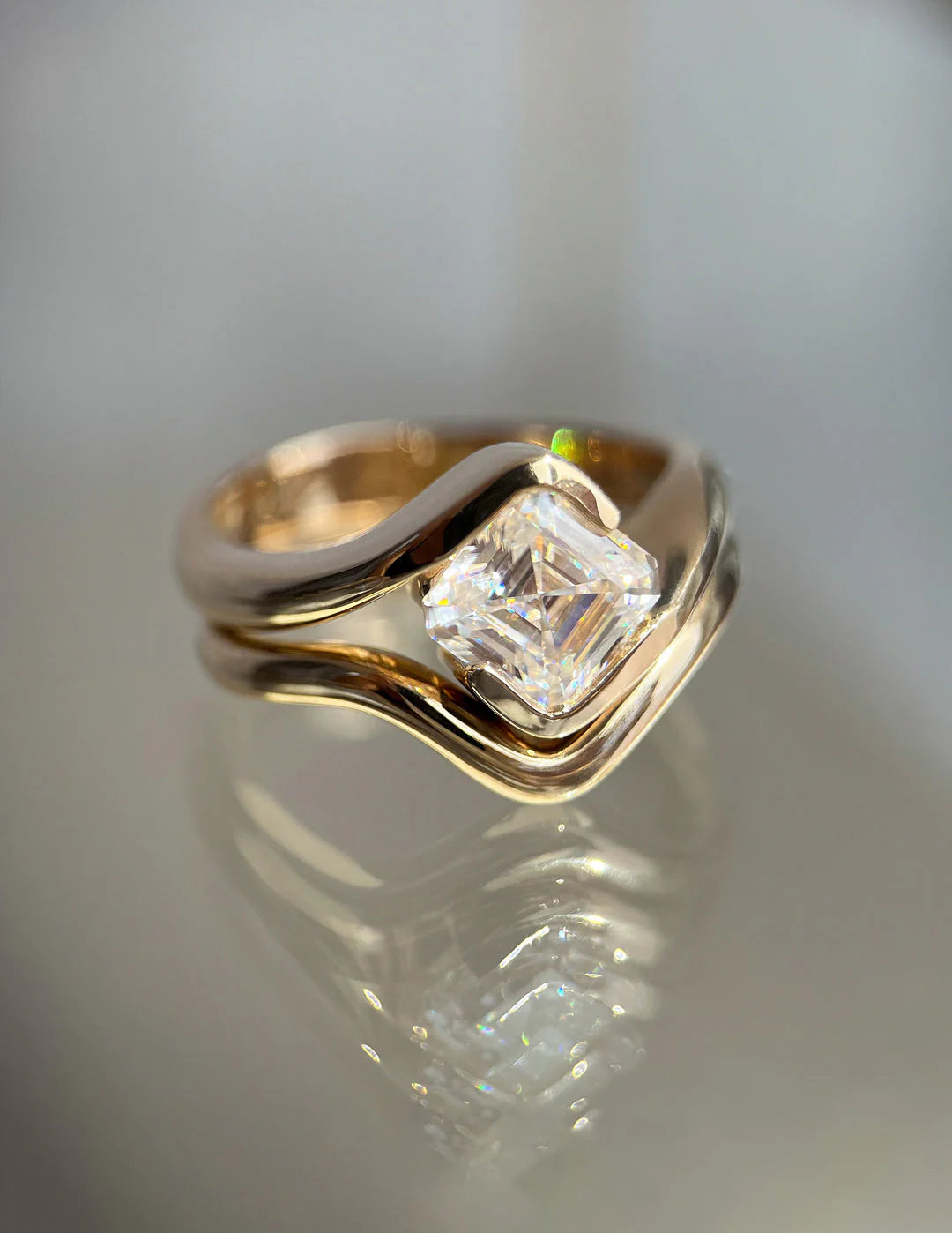 1.0CT-2.0CT Asscher E/VS CVD Diamond Tension Style Unique Engagement Ring With Matching Classic Curved Band