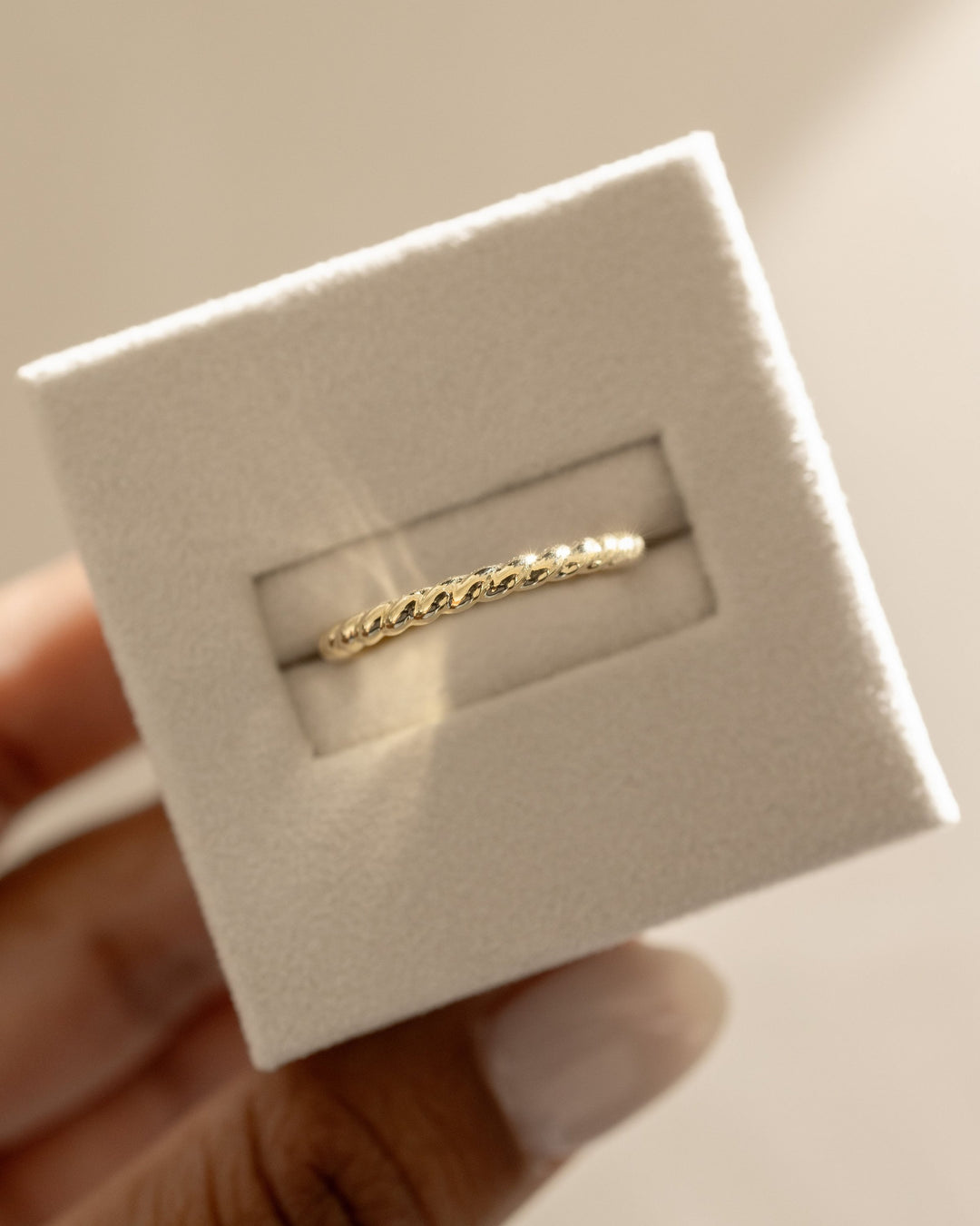 Classic Solid Gold Twisted Rope Wedding Band