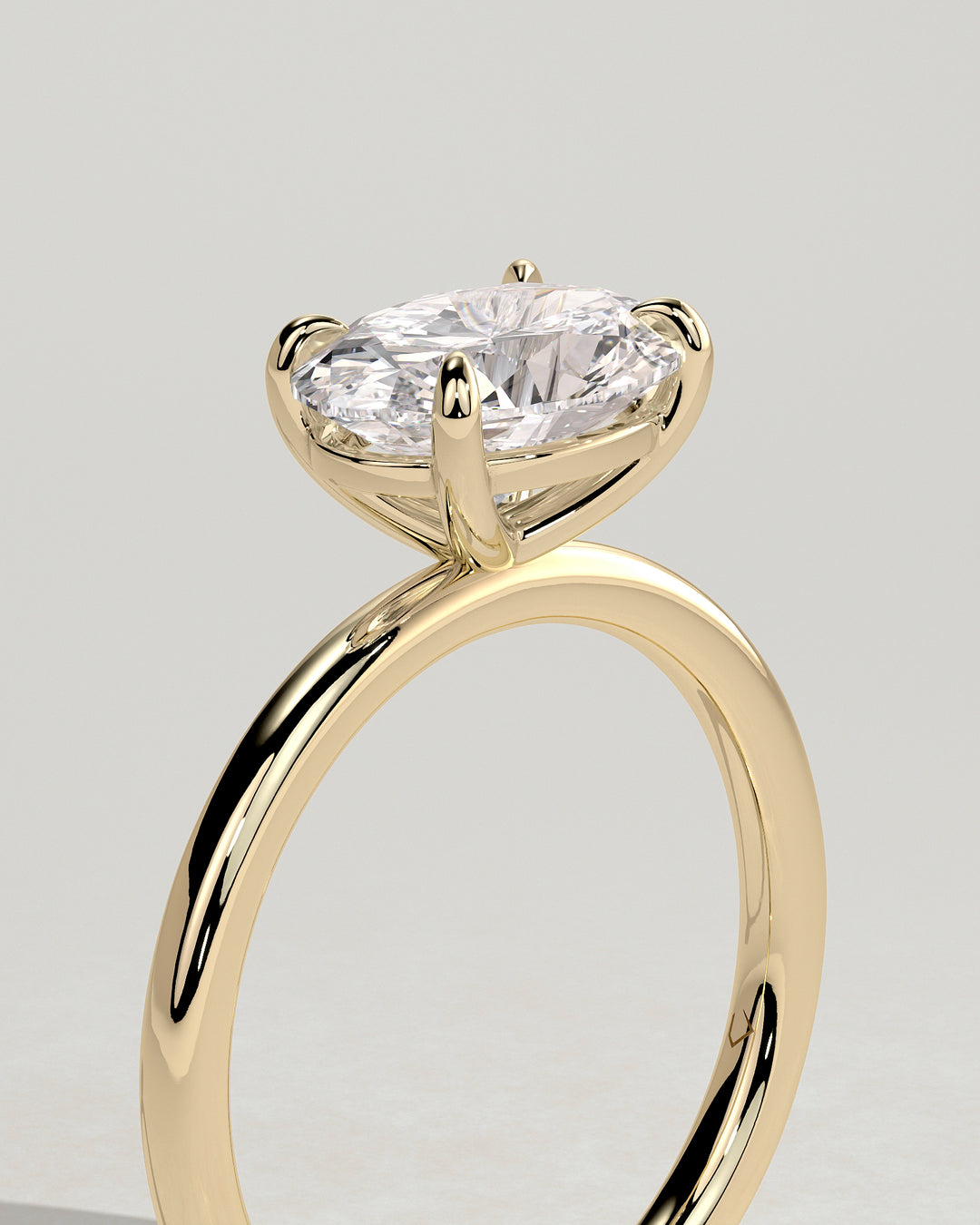 Colorless D-F oval diamond