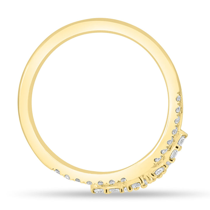 Crown style diamond wedding band