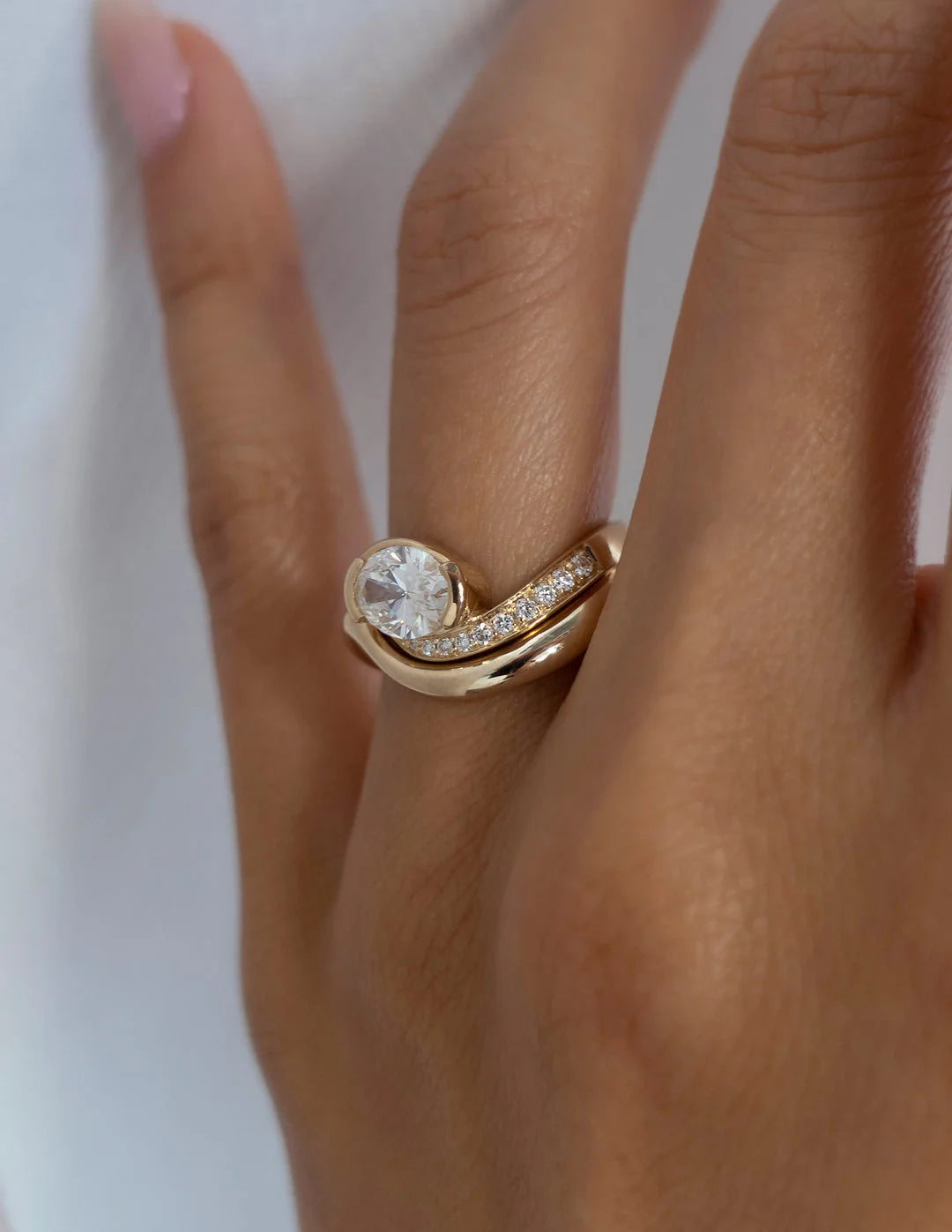 0.50CT-1.50CT Oval East West Lab Grown By Pass Pave Engagement Ring With Matching Curved Band