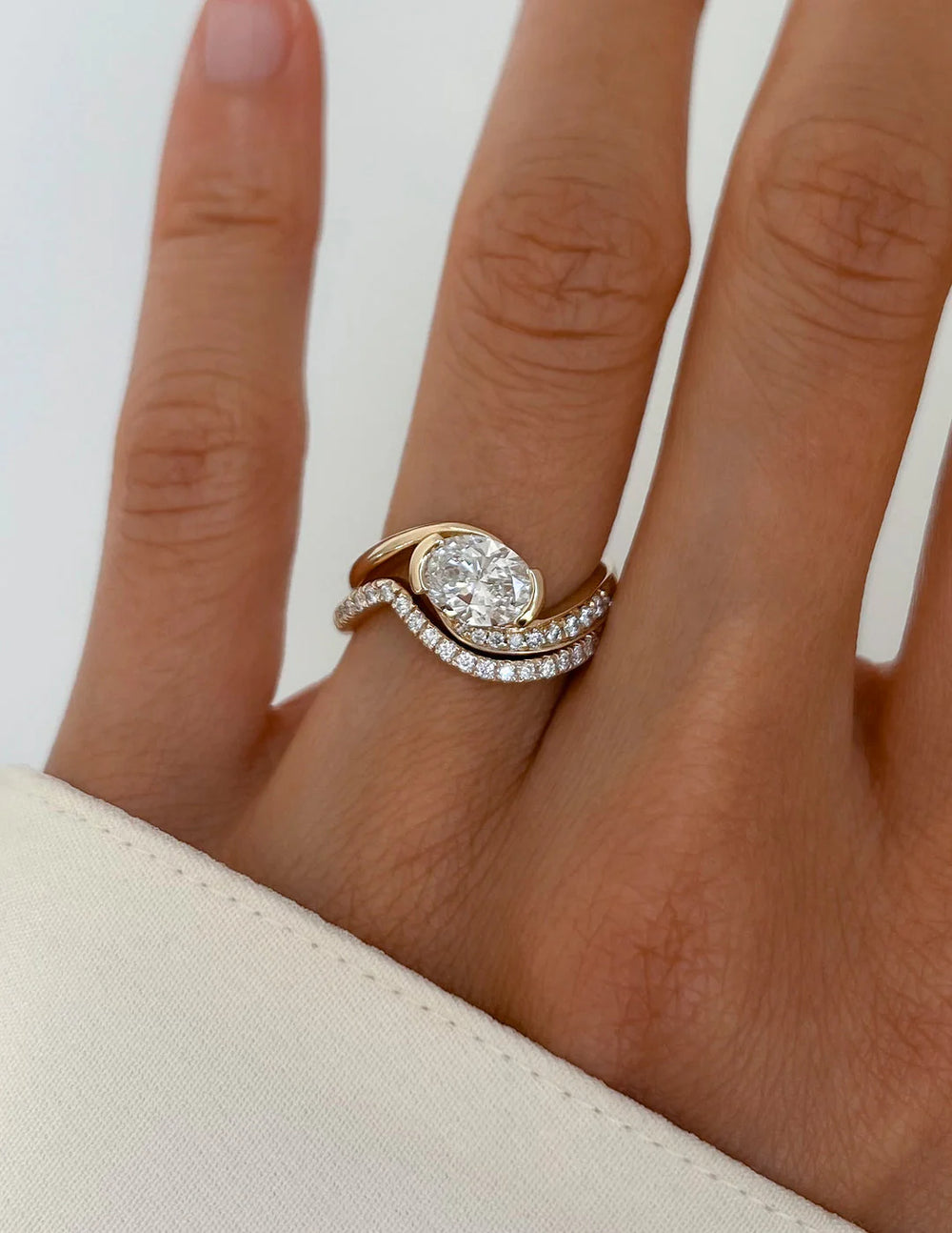Oval East West Diamond Ring Set