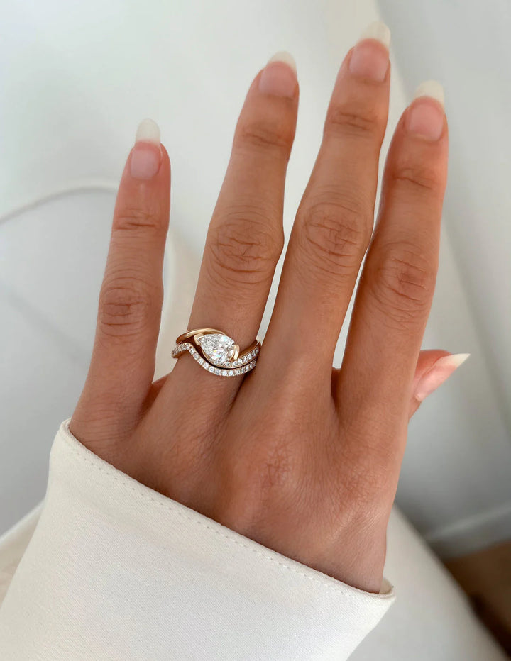 0.50CT-1.50CT Pear East West CVD Diamond By Pass Pave Engagement Ring With Matching Curved Band