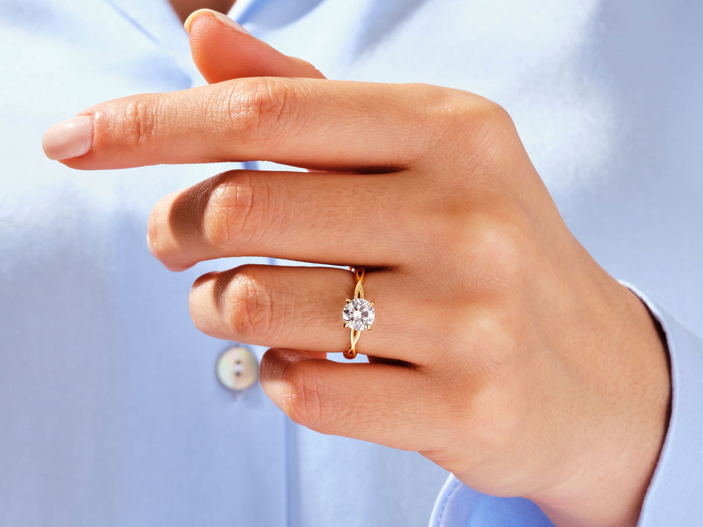 1.0CT Round Lab Grown Diamond Twisted Engagement Ring For Her