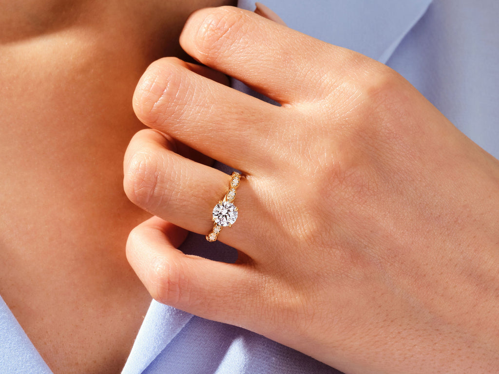 1.0CT Round Cut Vintage Lab Grown Diamond Engagement Ring For Her