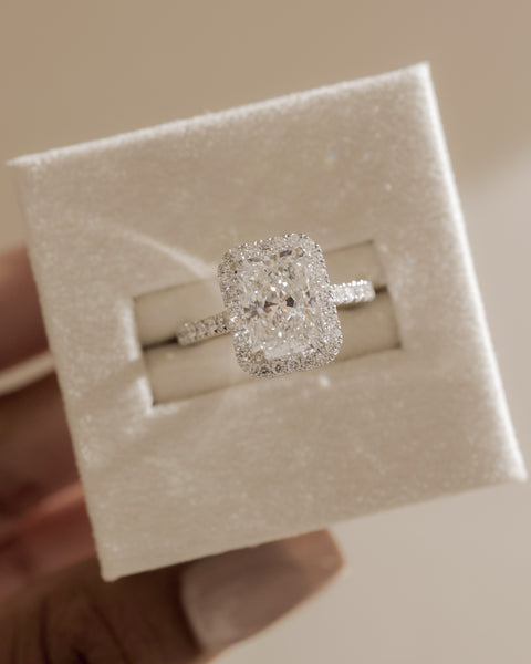 IGI certified radiant halo pavé diamond ring E VS2 USA