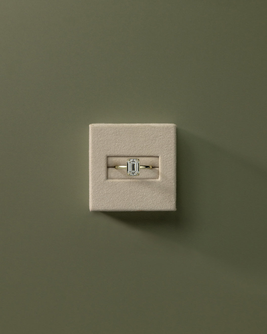 E color diamond ring