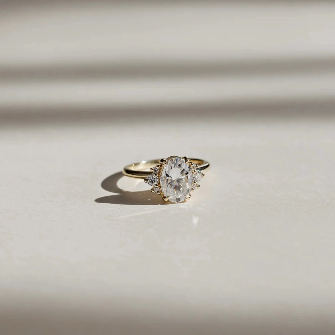 oval lab diamond cluster engagement ring halo style 2ct USA