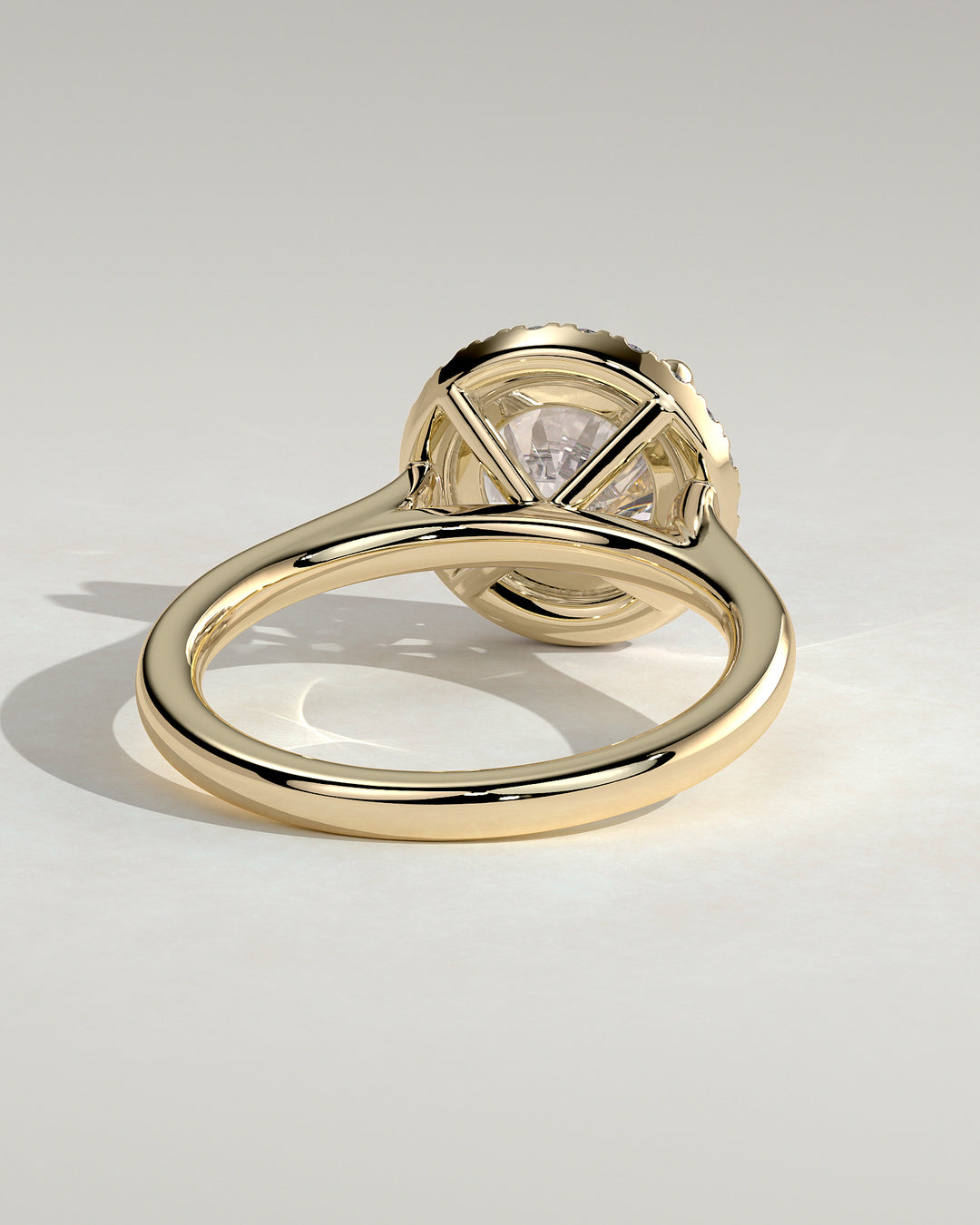 Elegant Round Diamond Ring
