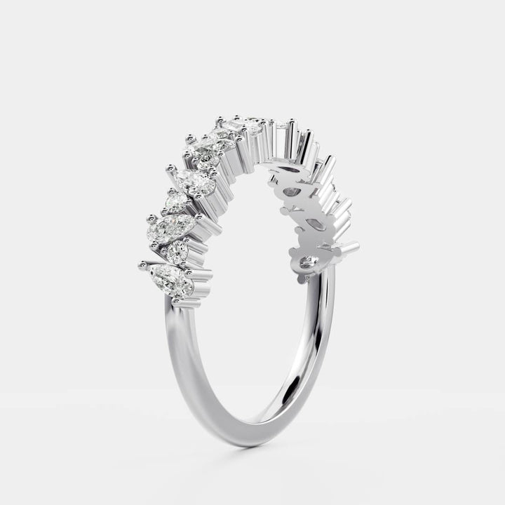 Pear & Round E/VS2 CVD Diamond Cluster Gold Wedding Band