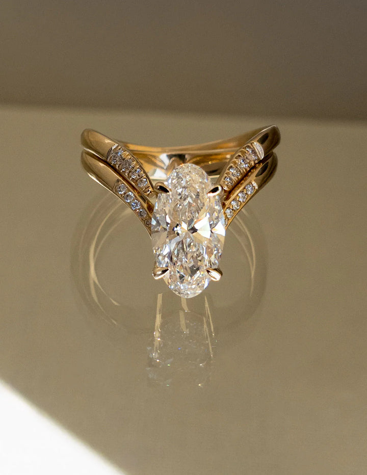 2.0CT-3.0CT Oval E/VS CVD Unique Diamond Rings Classy Engagement With Matching Wedding Band