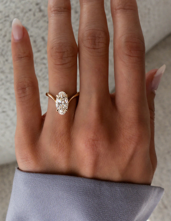 2.0CT-3.0CT Oval E/VS Unique Diamond Rings Classy Women With Matching Classic Curved Band