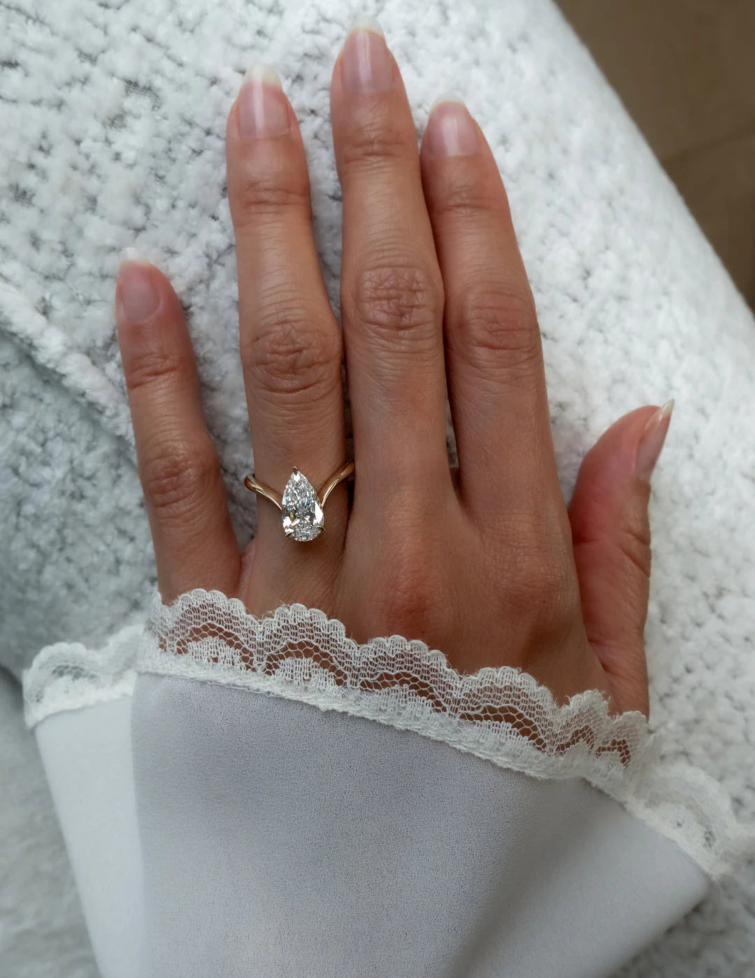 1.0CT-2.0CT Pear E/VS CVD Diamond Unique Engagement Rings Couple With Matching Classic Curved Band