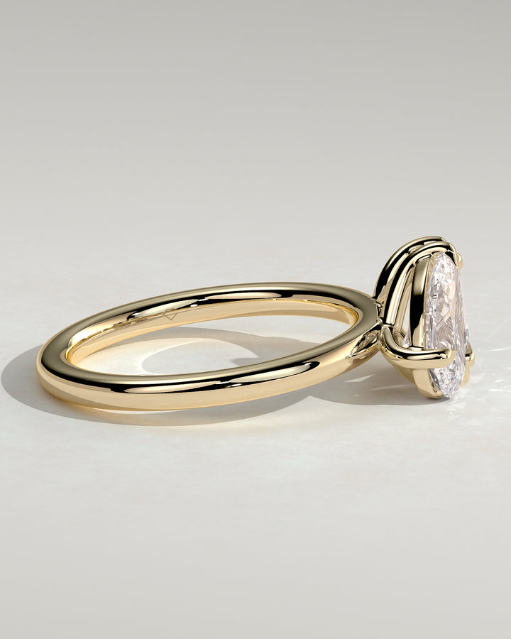 High-end anniversary jewelry