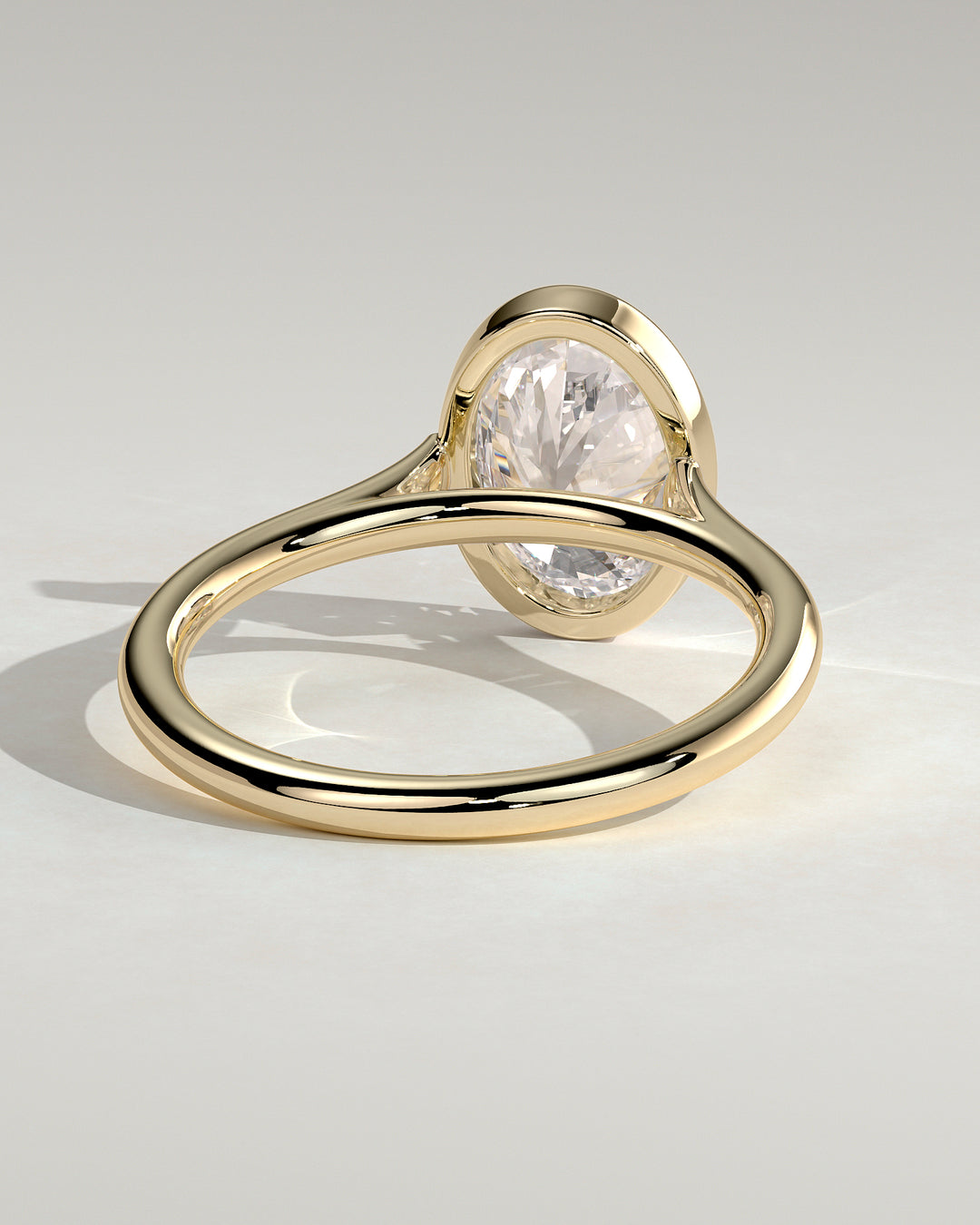 How to choose a bezel ring