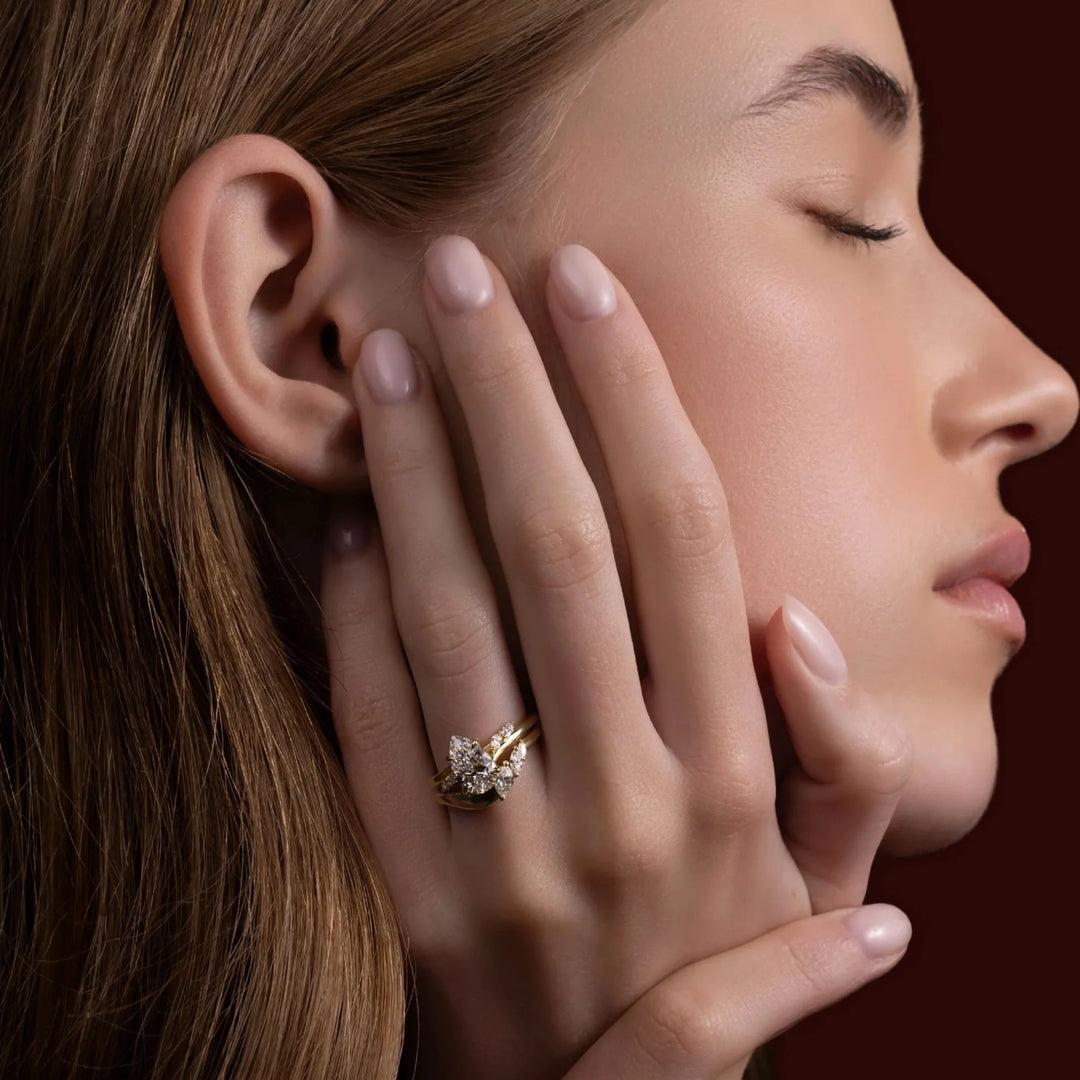 2.0CT Pear Cut E/VS Lab Grown Diamond Twisted Band Engagement Ring