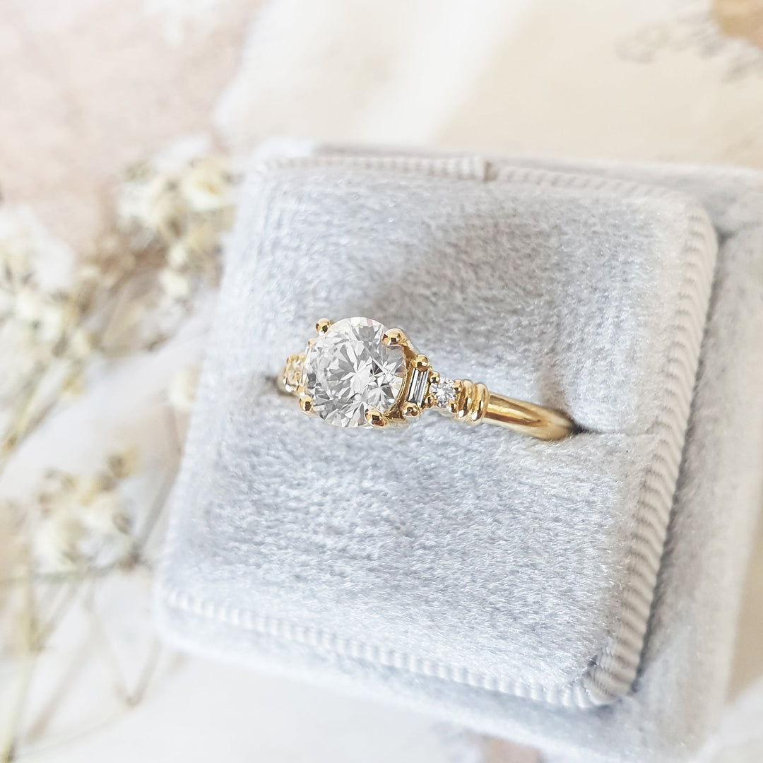 1-0-ct-round-five-stone-d-vs1-lab-grown-diamond-engagement-ring