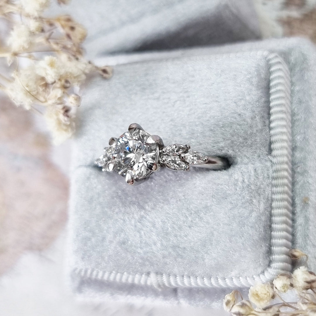 1-0-ct-round-cut-cluster-e-vs1-lab-grown-diamond-engagement-ring