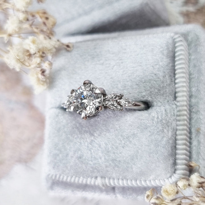 1-0-ct-round-cut-cluster-e-vs1-lab-grown-diamond-engagement-ring
