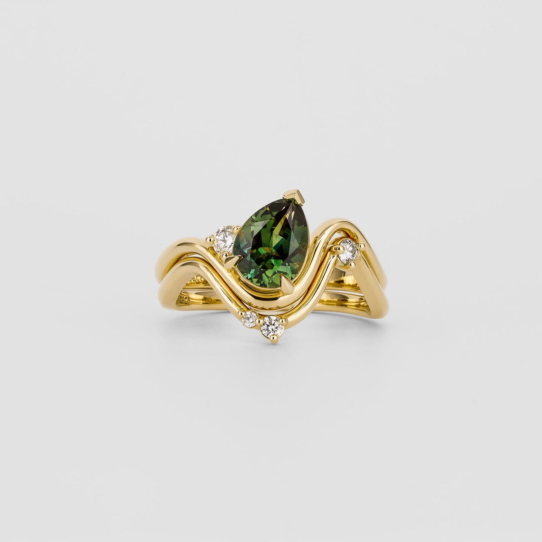 1.50CT-2.50CT Green Pear Diamond Unique Engagement Ring