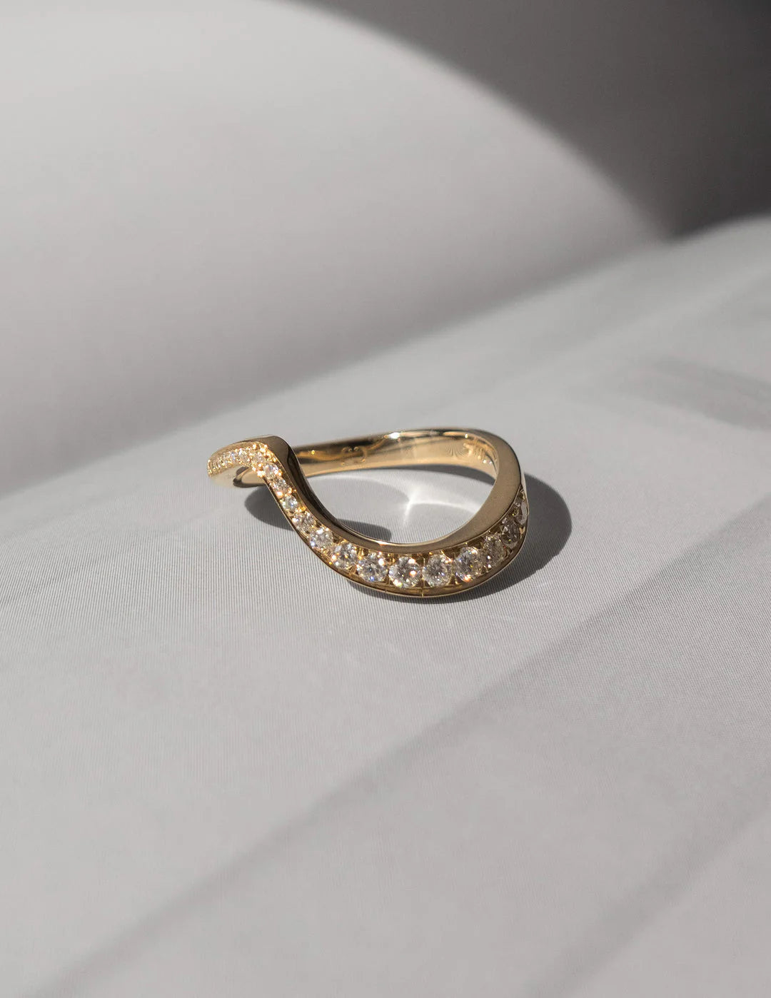 Modern Bridal Ring Set