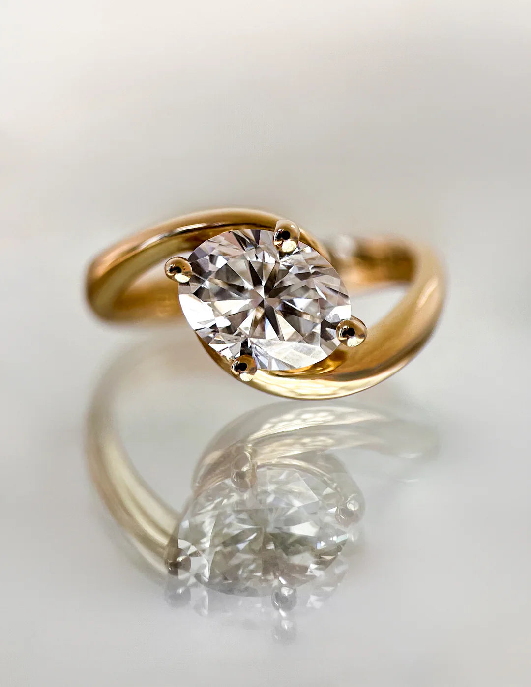 Unique Oval Engagement Ring Set
