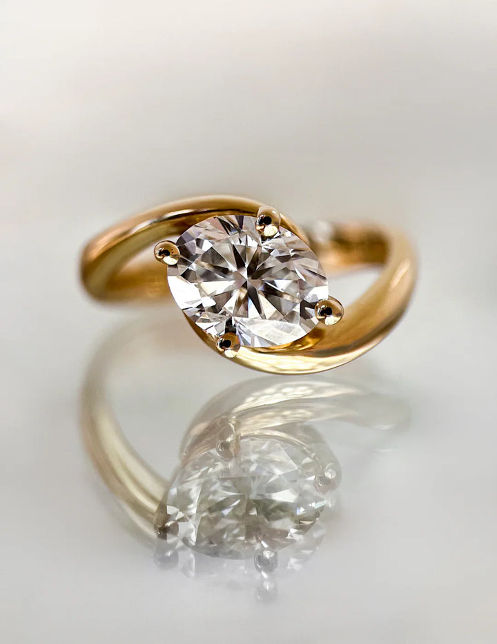 Unique Oval Engagement Ring Set