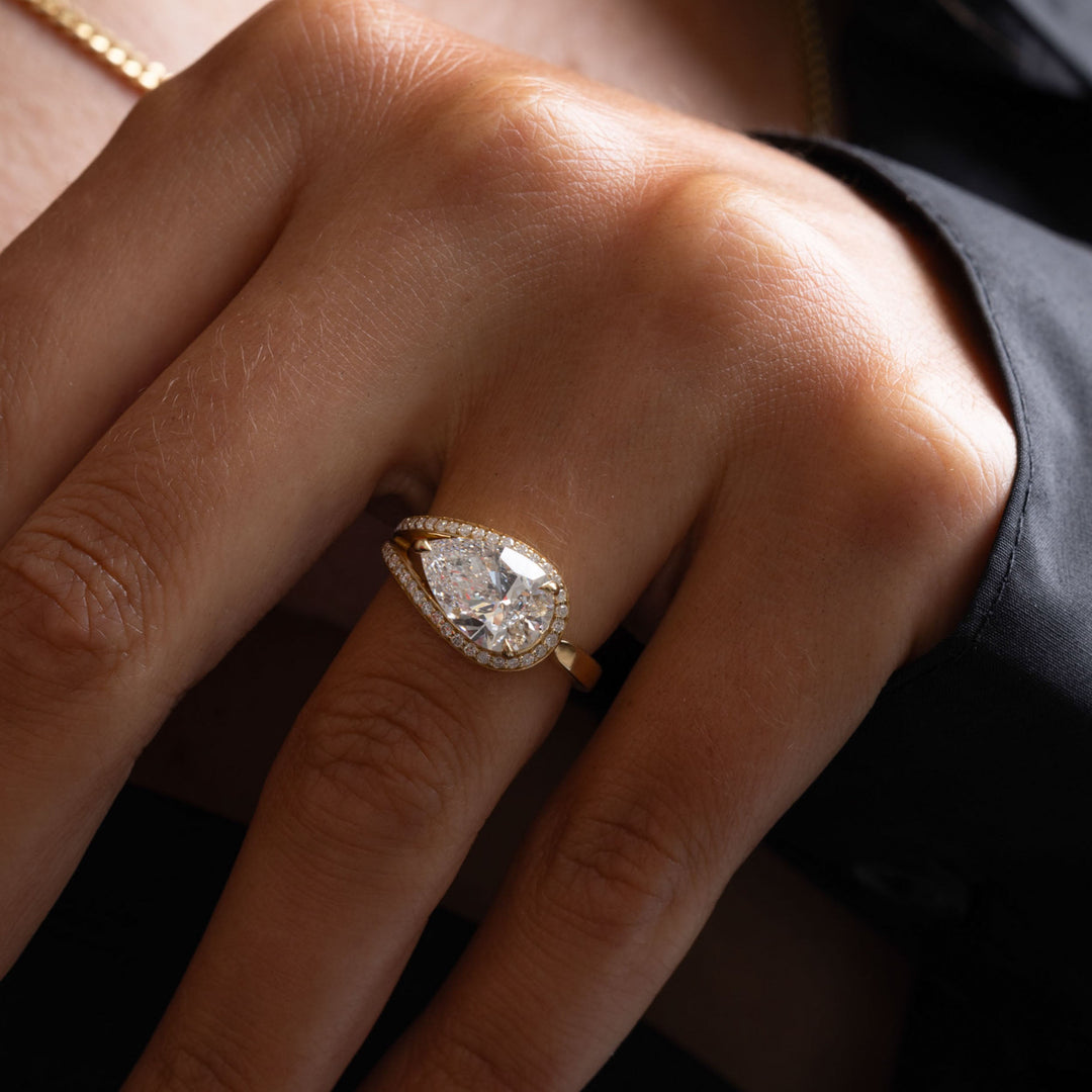 2.50CT East West Pear Cut E/VS1 Lab Grown Diamond Unique Engagement Rings