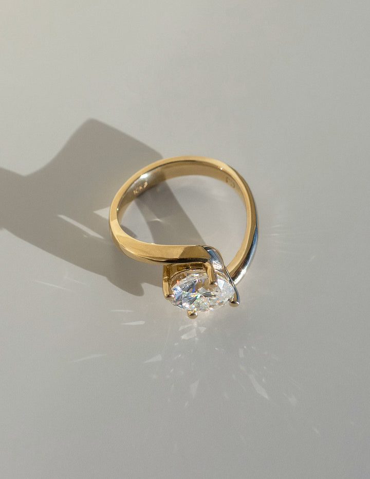 1.0CT-2.0CT Oval Cut Lab Grown Diamond Unique Bypass Engagement Ring