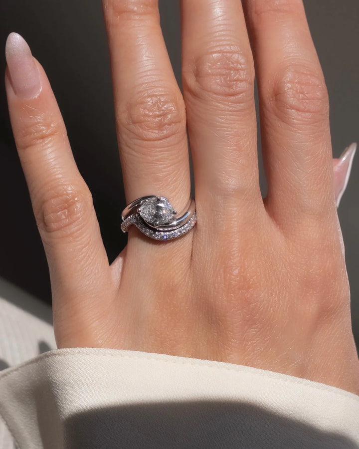 1.0CT-2.0CT Oval East West E/VS CVD Diamond Unique Engagement Fashion Rings With Matching Band