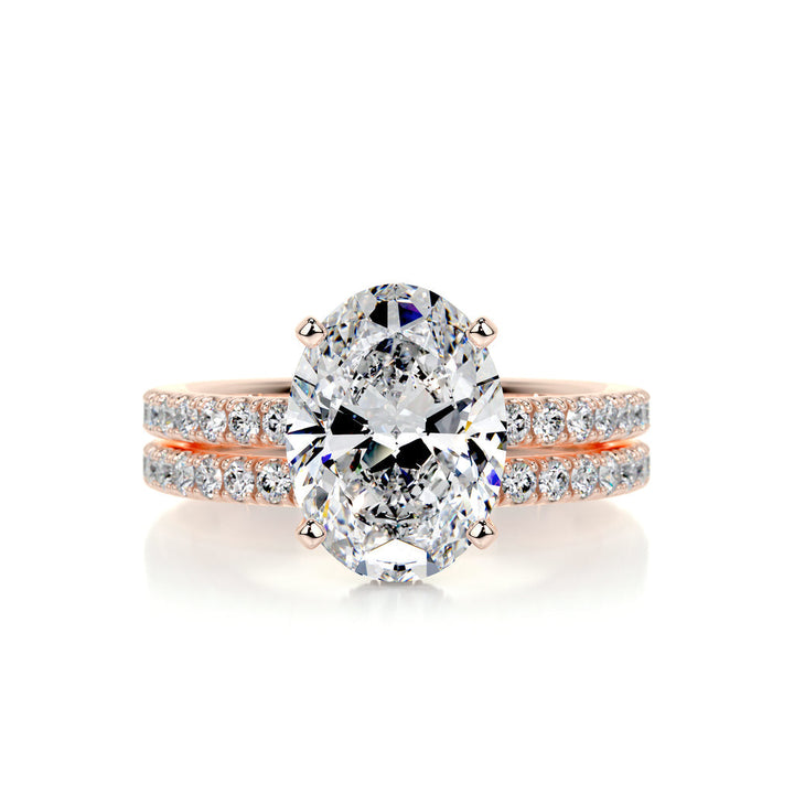 Oval Diamond Ring With Wedding Band