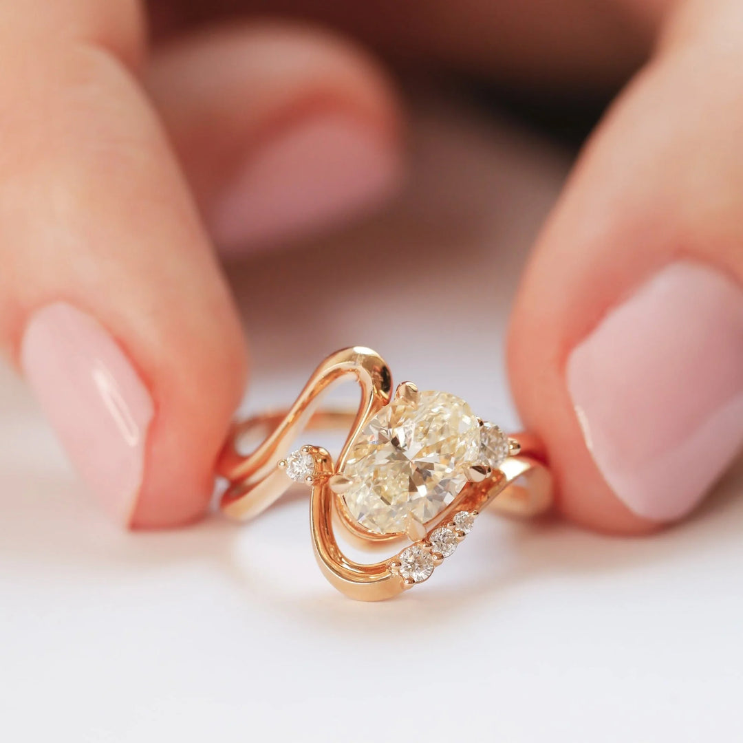 Unique Oval Diamond Ring Set