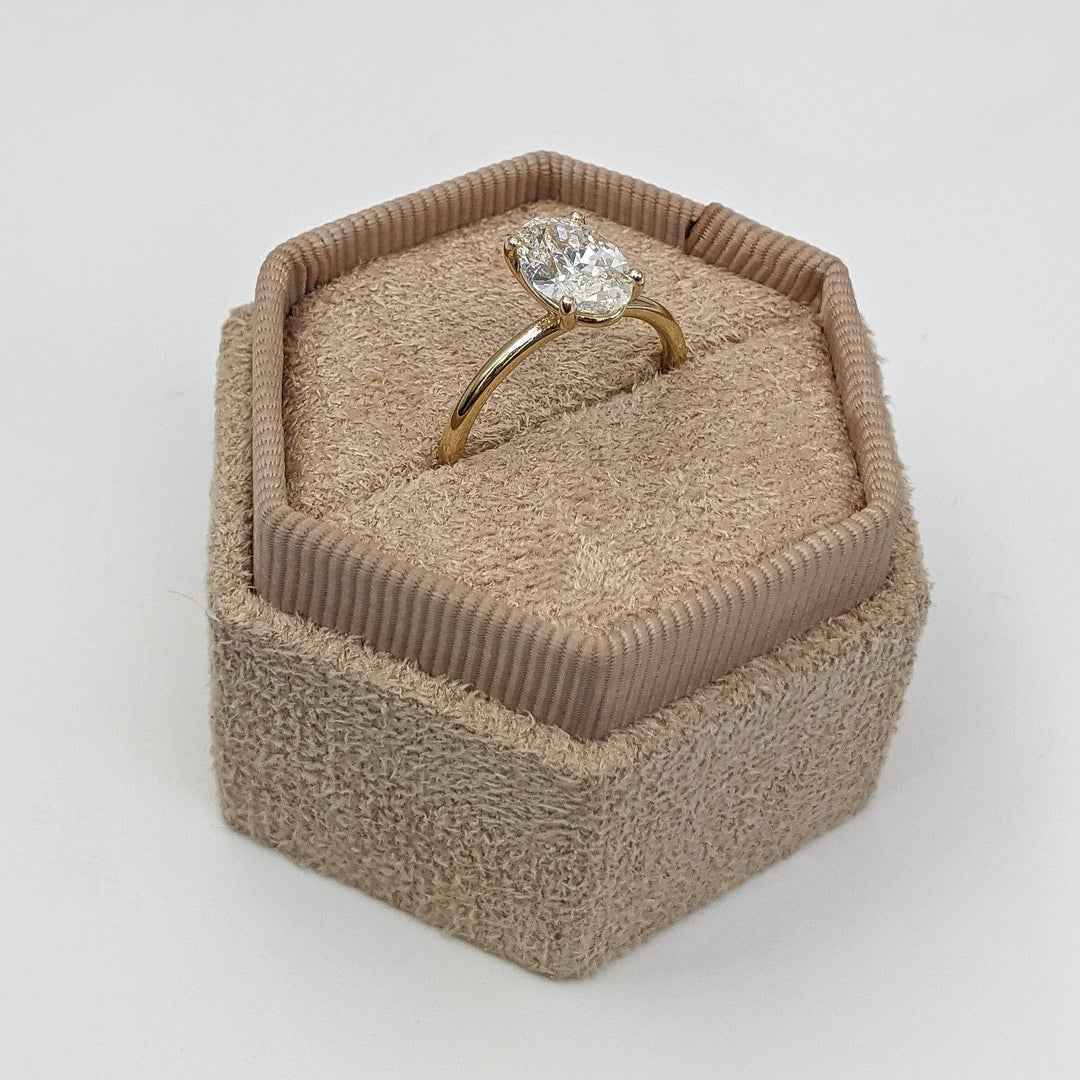 G VS2 Oval Lab Diamond Ring