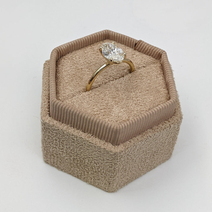 G VS2 Oval Lab Diamond Ring