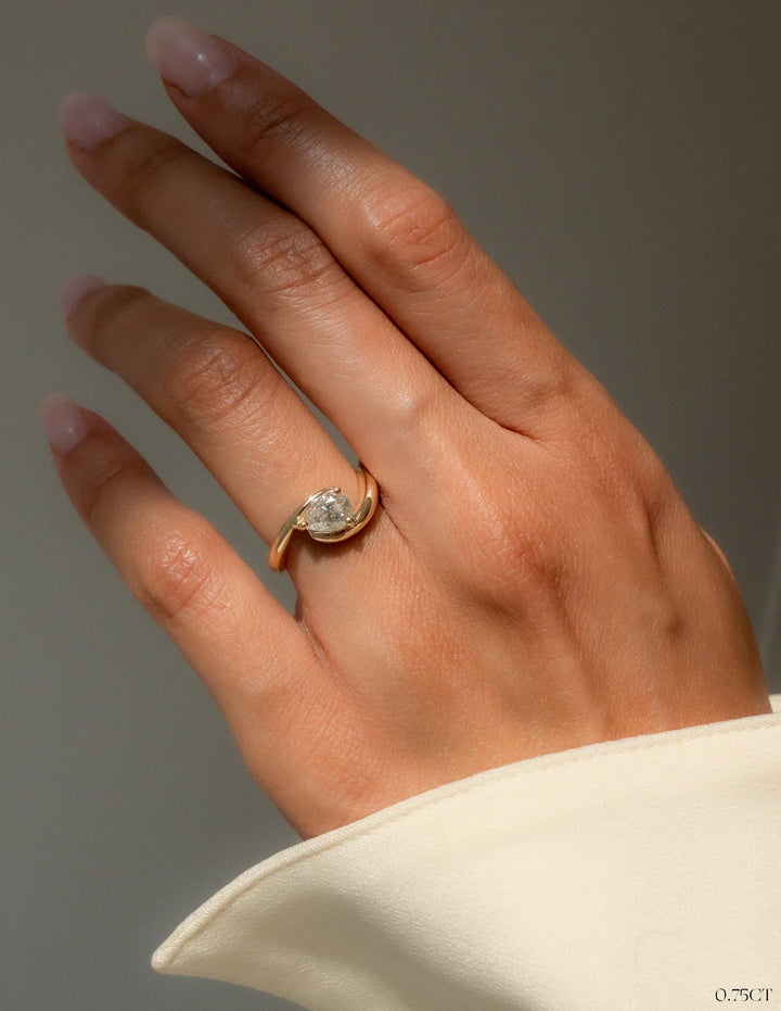 1.0CT-2.0CT Pear East West E/VS CVD Diamond Tension Style Engagement Ring With Matching Classic Band