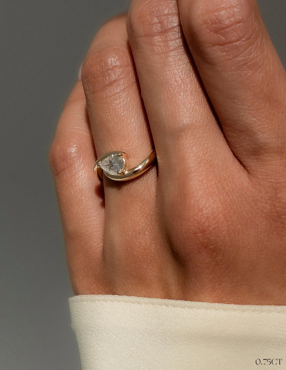1.0CT-2.0CT Pear East West E/VS CVD Diamond Tension Style Engagement Ring With Matching Classic Band