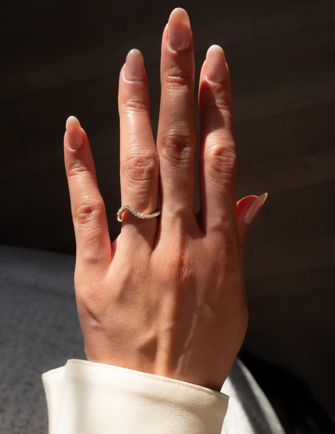 Pear Diamond Ring With Soft Curved Bypass Design