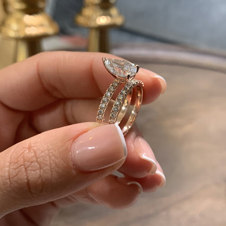 Pear Diamond Wedding Set