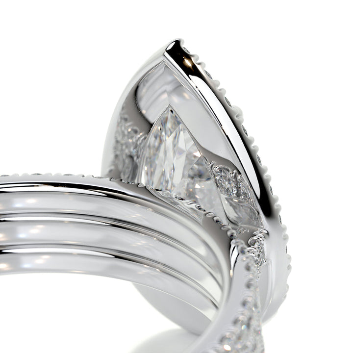 Pear Halo Engagement Ring Set