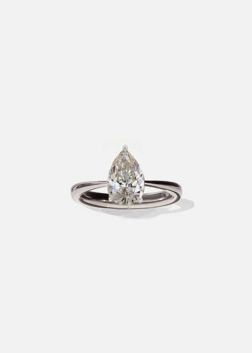 Pear Solitaire Diamond Ring Set With Wedding Band Design